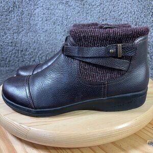 Clarks Boots Cheyn Kisha Womens Size 9 Tumbled Leather Burgundy Knit Cuff Ankle